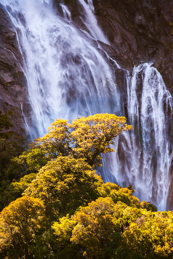 Sterling Falls, Milford Sound, Fjordland, Neuseeland