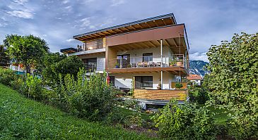 Mehrfamilienhaus, Tirol