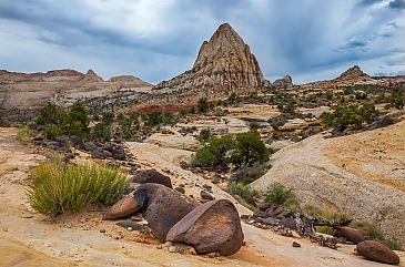 View to Pectol's Pyramide, Capitol Reef National Park, Utah, USA